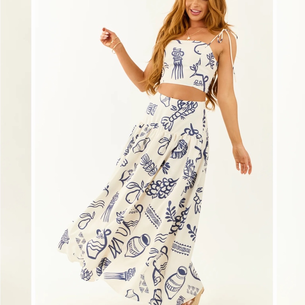 Blue and White Patterned Women's Set